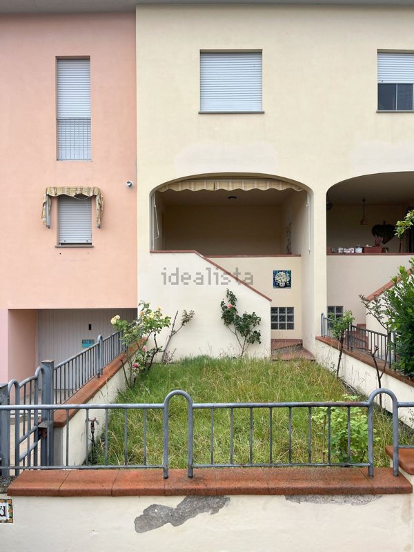 casa indipendente in vendita a Terranuova Bracciolini in zona Ville