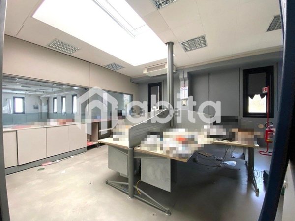 capannone in vendita a Terranuova Bracciolini