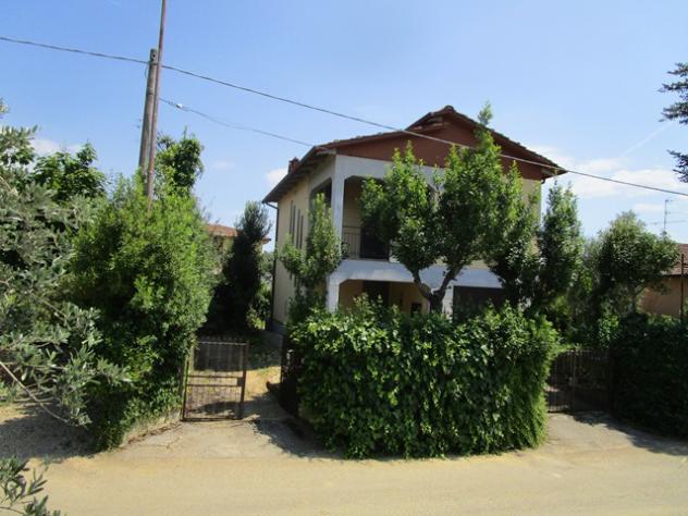 casa indipendente in vendita a Terranuova Bracciolini in zona Traiana