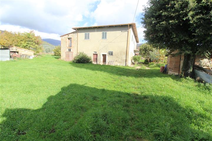 casa indipendente in vendita a Terranuova Bracciolini in zona Penna