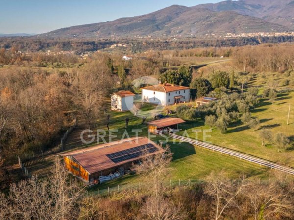 casa indipendente in vendita a Terranuova Bracciolini