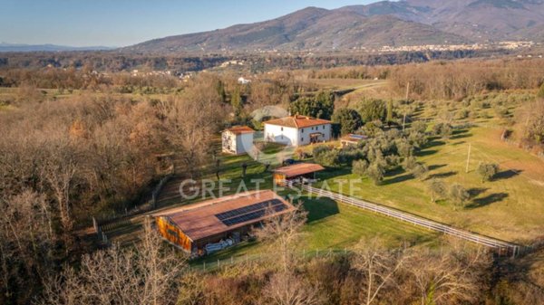 casa indipendente in vendita a Terranuova Bracciolini