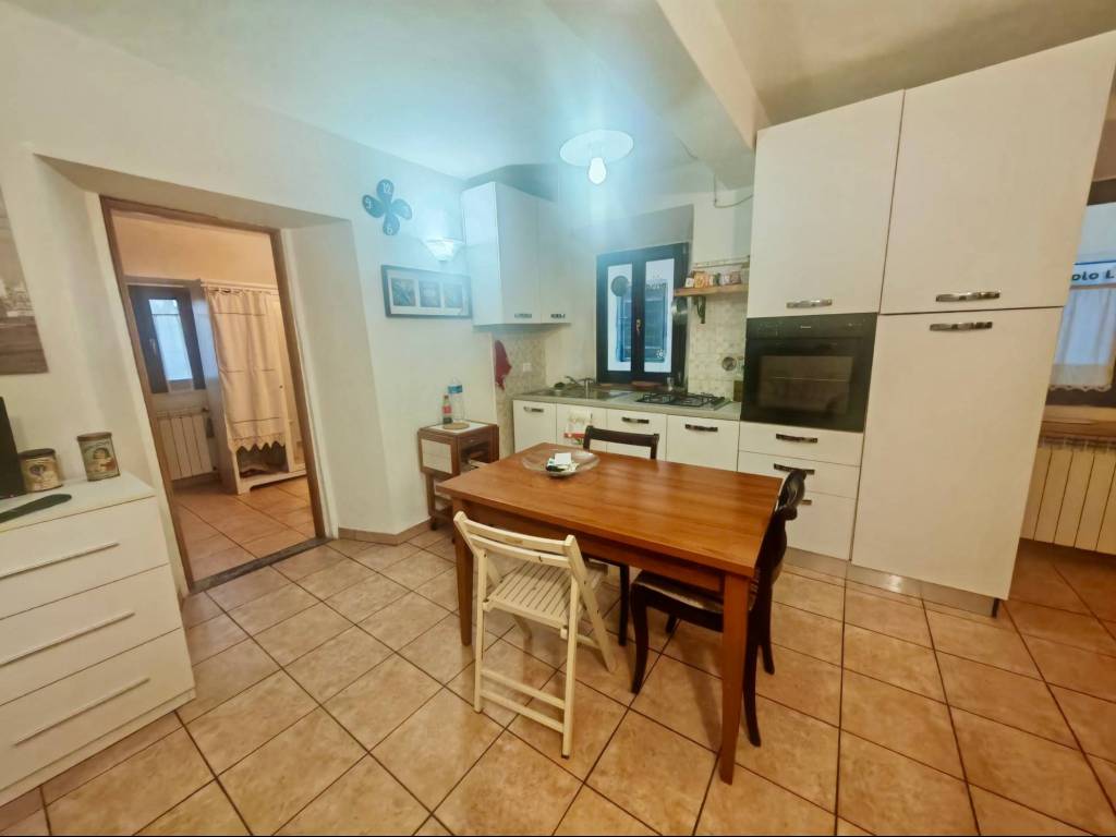 appartamento in vendita a Terranuova Bracciolini in zona Piantravigne