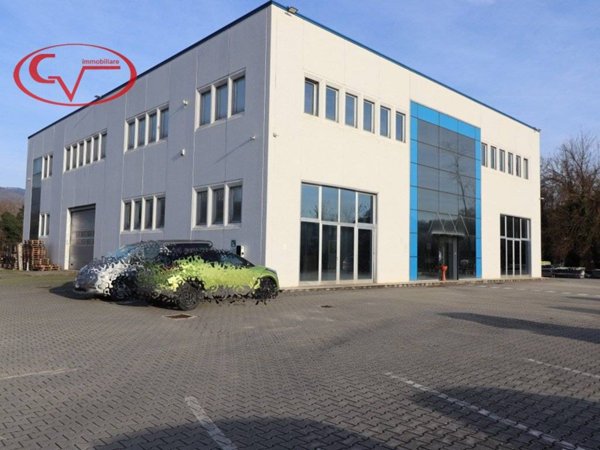 locale commerciale in vendita a Terranuova Bracciolini