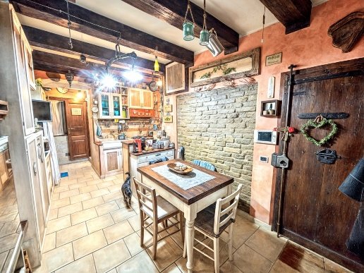 appartamento in vendita a Terranuova Bracciolini in zona Ville