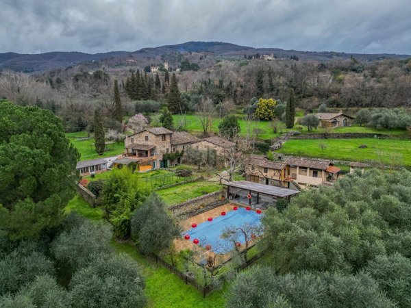 casale in vendita a Terranuova Bracciolini