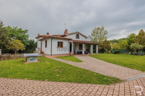 casa indipendente in vendita a Terranuova Bracciolini in zona Penna