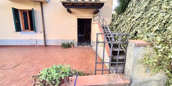 appartamento in vendita a Terranuova Bracciolini in zona Campogialli