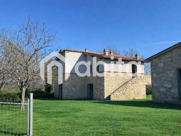 casa indipendente in vendita a Terranuova Bracciolini in zona Ville