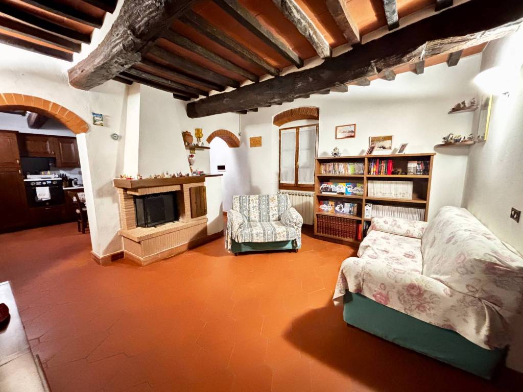 appartamento in vendita a Terranuova Bracciolini in zona Cicogna