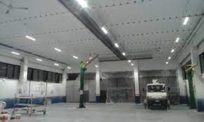 capannone in vendita a Terranuova Bracciolini