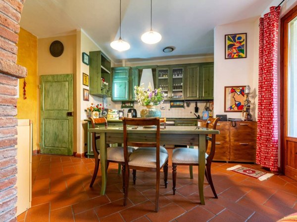 appartamento in vendita a Terranuova Bracciolini in zona Penna