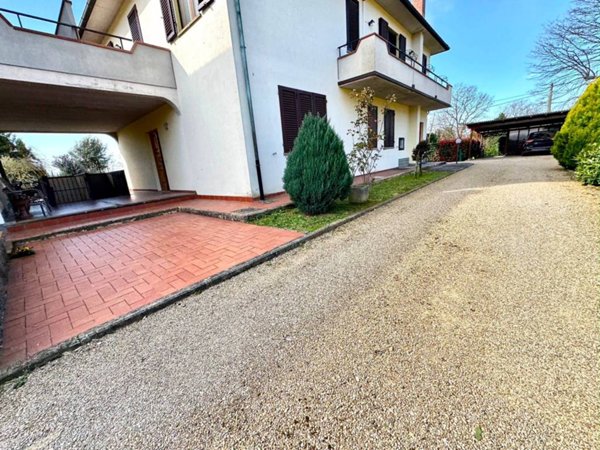 appartamento in vendita a Terranuova Bracciolini in zona Cicogna