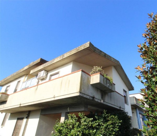 casa indipendente in vendita a Terranuova Bracciolini in zona Penna