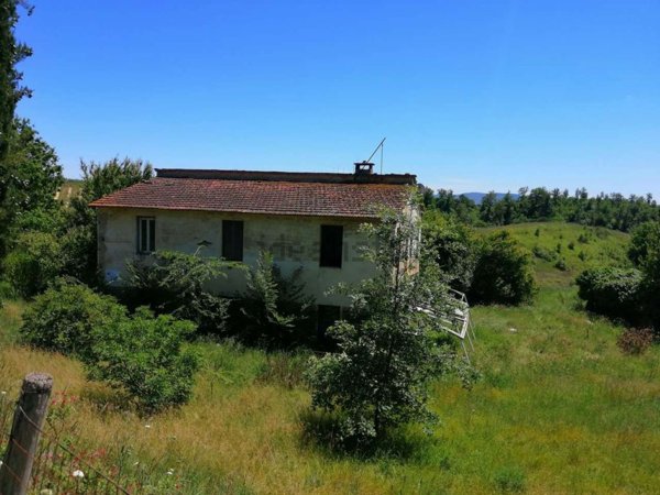 casa indipendente in vendita a Terranuova Bracciolini in zona Traiana