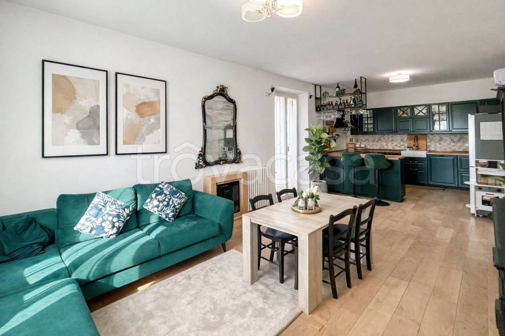 appartamento in vendita a Terranuova Bracciolini in zona Penna