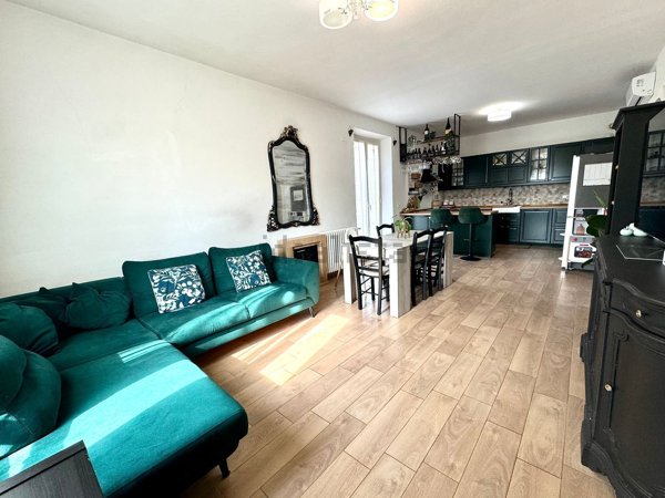 appartamento in vendita a Terranuova Bracciolini in zona Penna