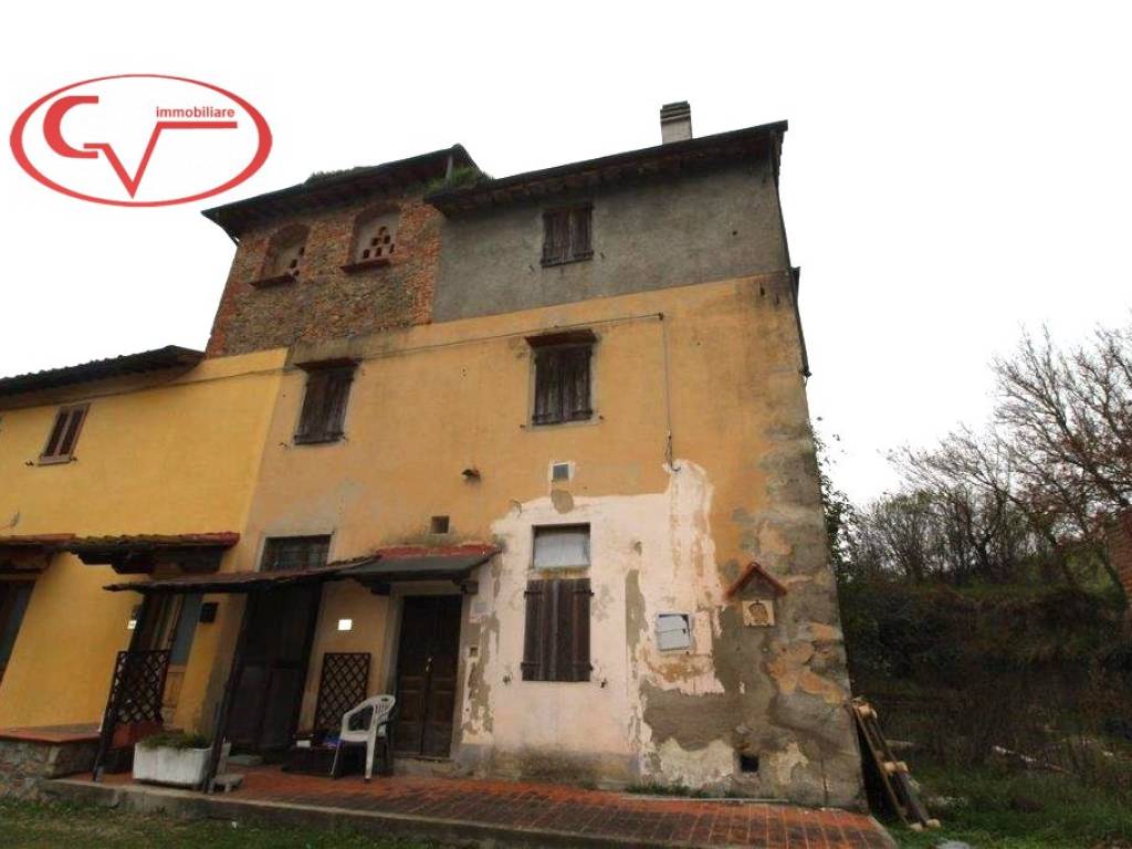casa indipendente in vendita a Terranuova Bracciolini in zona Penna