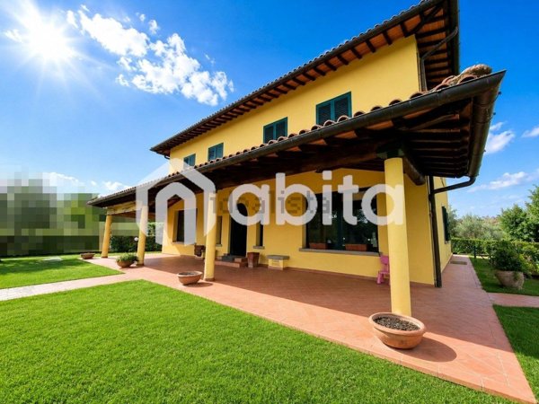casa indipendente in vendita a Terranuova Bracciolini