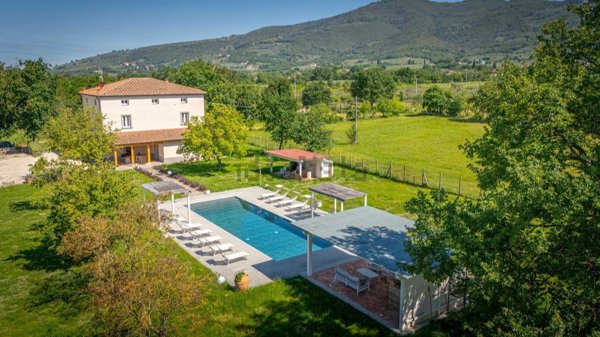 casa indipendente in vendita a Terranuova Bracciolini