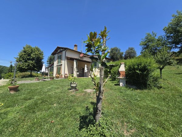 casale in vendita a Terranuova Bracciolini in zona Montemarciano