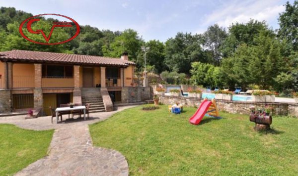 casa indipendente in vendita a Terranuova Bracciolini in zona Penna