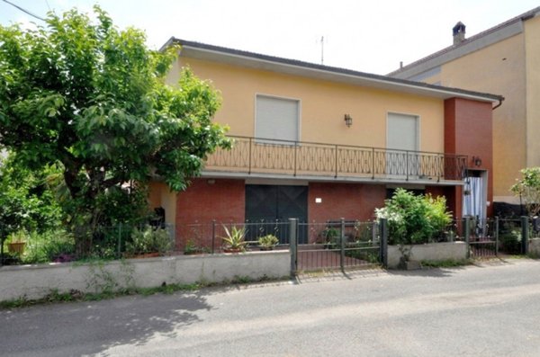 casa indipendente in vendita a Terranuova Bracciolini in zona Cicogna