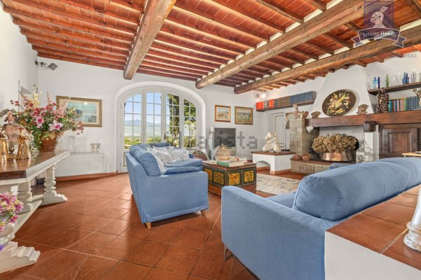 casa indipendente in vendita a Terranuova Bracciolini in zona Ville