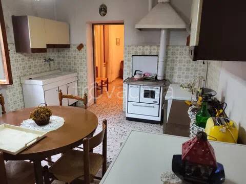 casa indipendente in vendita a Terranuova Bracciolini in zona Traiana