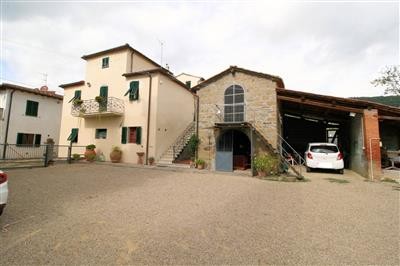 casale in vendita a Terranuova Bracciolini