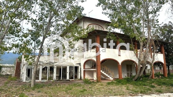 casa indipendente in vendita a Terranuova Bracciolini