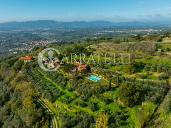 casa indipendente a Castelfranco Piandiscò in zona Castelfranco di Sopra