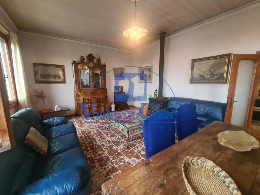 casa indipendente in vendita a Castelfranco Piandiscò