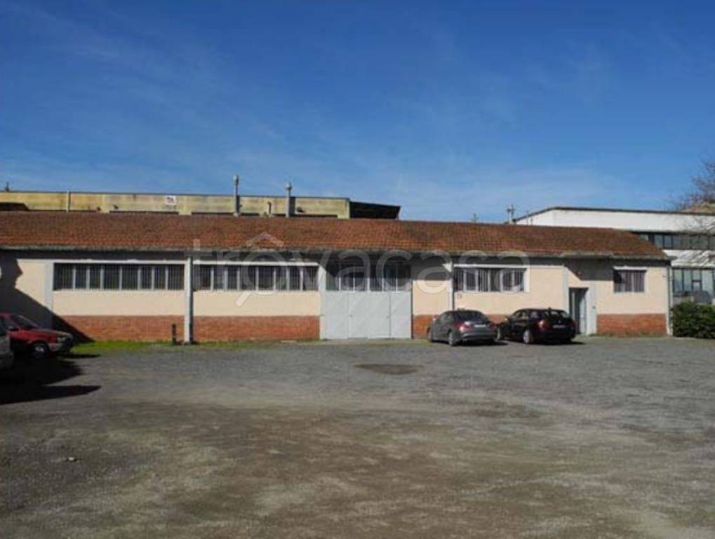 capannone in vendita a Castelfranco Piandiscò