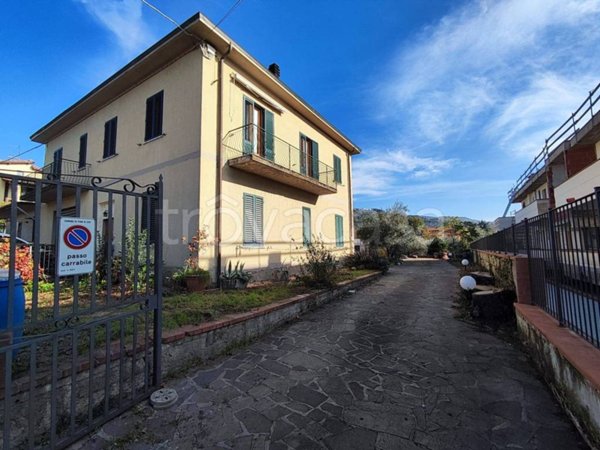 casa indipendente in vendita a Castelfranco Piandiscò in zona Pian di Sco