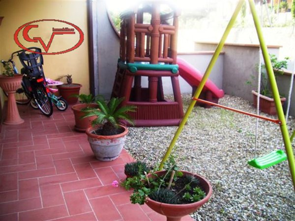 casa semindipendente in vendita a Castelfranco Piandiscò