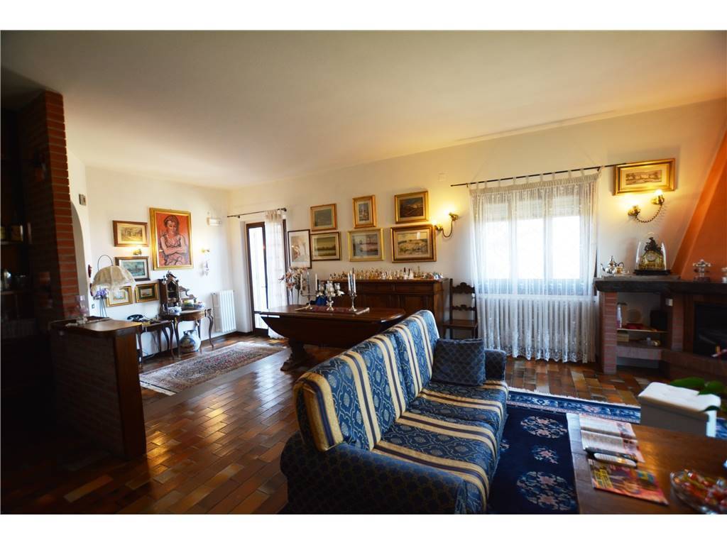 casa indipendente in vendita a Castelfranco Piandiscò in zona Caspri