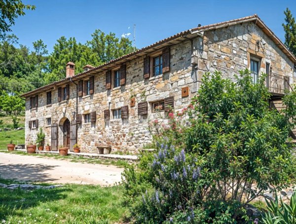 locale di sgombero in vendita a Castelfranco Piandiscò