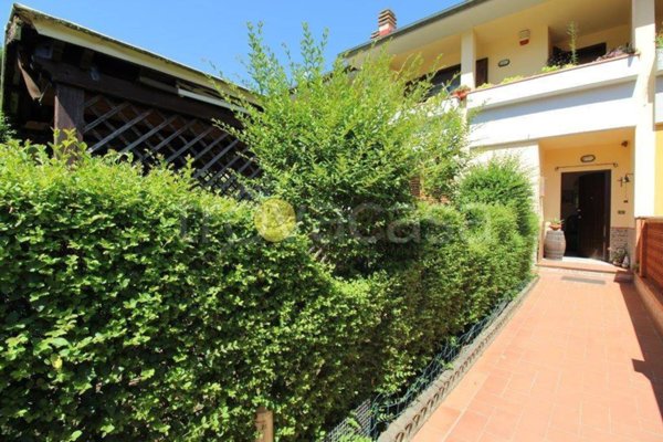 casa indipendente in vendita a Castelfranco Piandiscò in zona Vaggio
