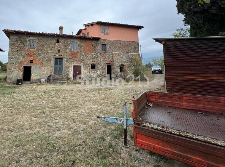 casa indipendente in vendita a Castelfranco Piandiscò