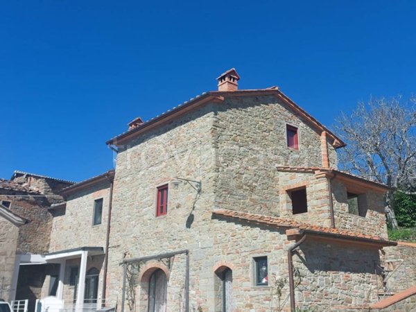 casa indipendente in vendita a Castelfranco Piandiscò in zona Lama