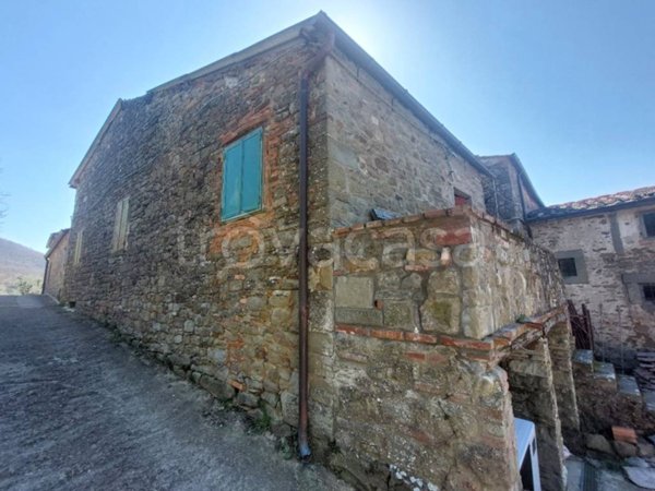 casa indipendente in vendita a Castelfranco Piandiscò in zona Lama