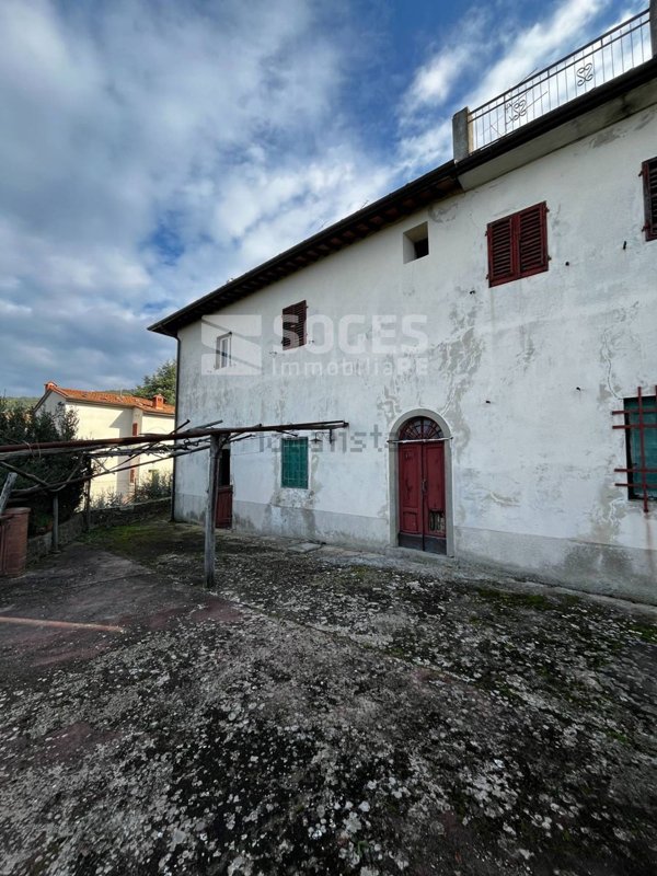casa indipendente in vendita a Castelfranco Piandiscò in zona Pulicciano