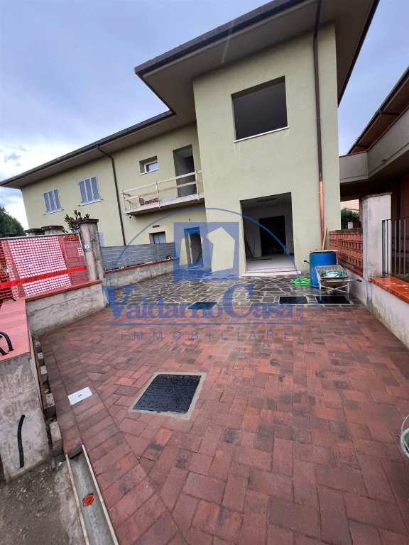 casa indipendente in vendita a Castelfranco Piandiscò