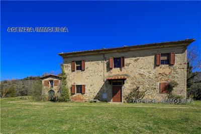casa indipendente a Castelfranco Piandiscò in zona Castelfranco di Sopra