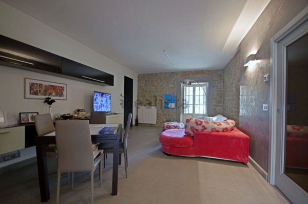 casa indipendente in vendita a Castelfranco Piandiscò in zona Pian di Sco