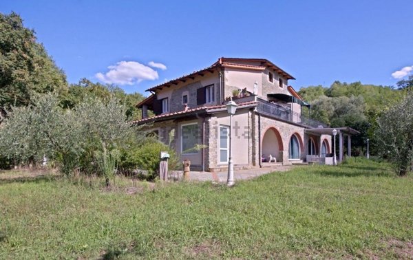 casa indipendente in vendita a Castelfranco Piandiscò in zona Faella