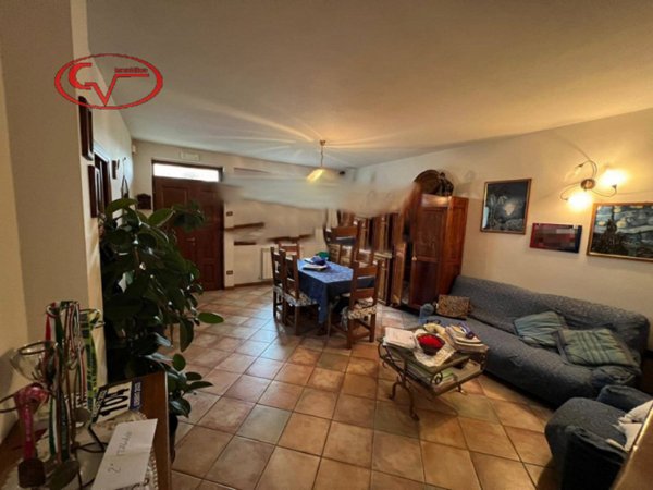 casa indipendente a Castelfranco Piandiscò in zona Castelfranco di Sopra