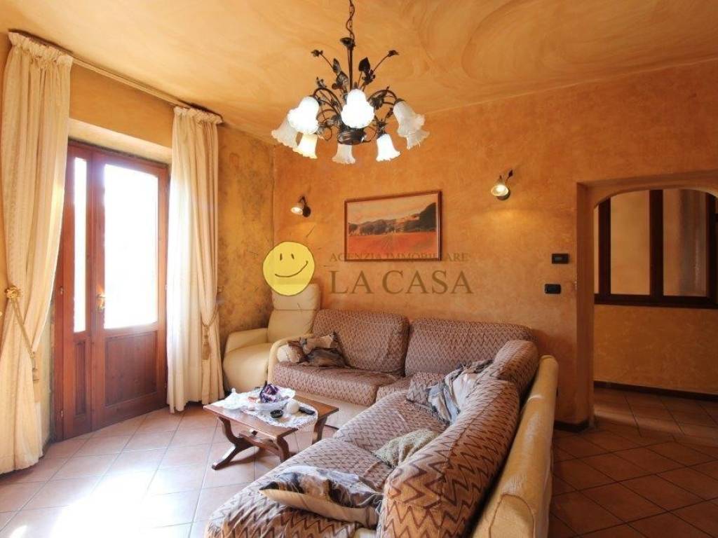 appartamento in vendita a Castelfranco Piandiscò in zona Faella