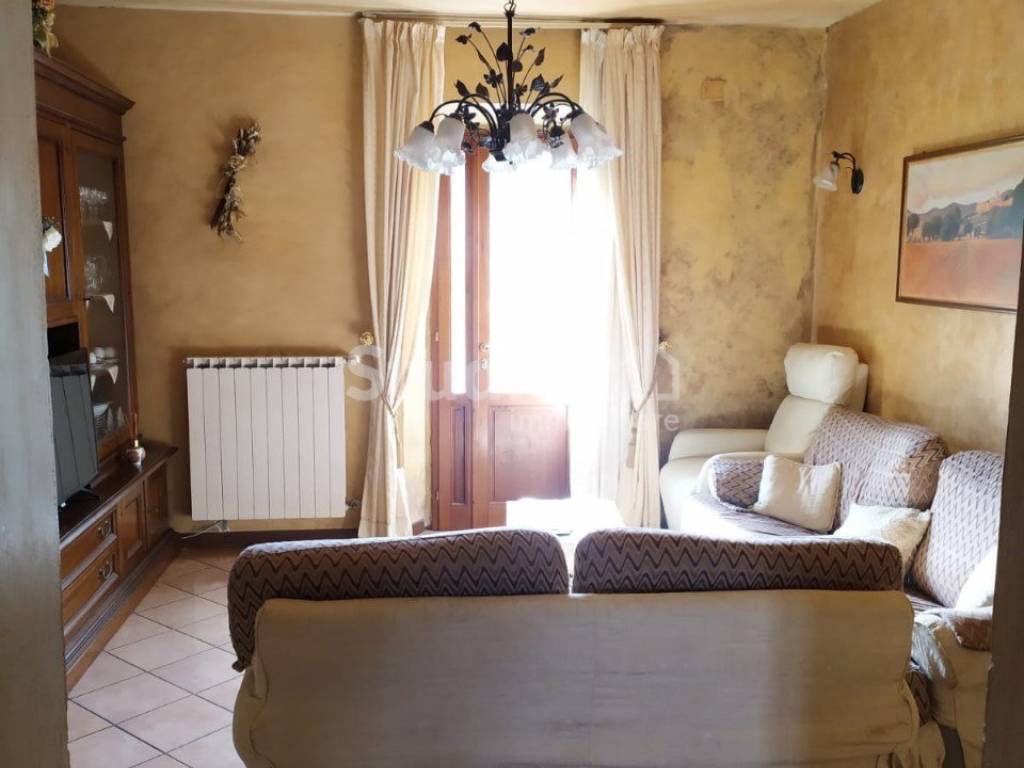 casa indipendente in vendita a Castelfranco Piandiscò in zona Faella